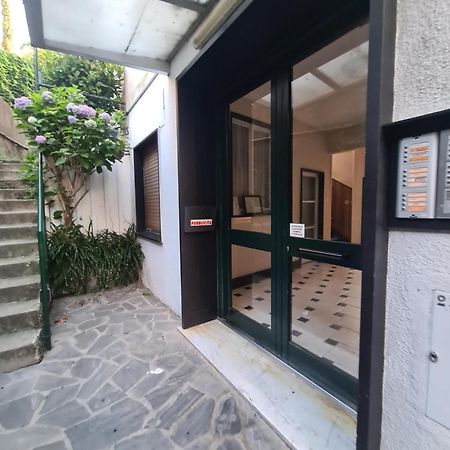 Appartamento Elegante A Rapallo By Portofinovacanze Luaran gambar