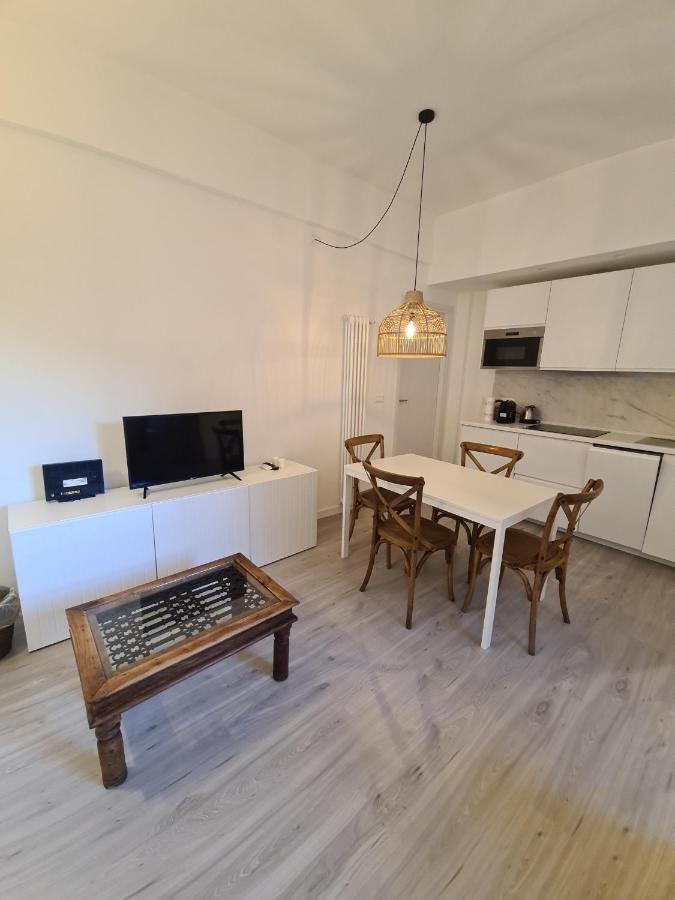 Appartamento Elegante A Rapallo By Portofinovacanze Luaran gambar