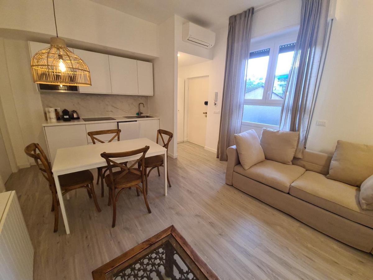Appartamento Elegante A Rapallo By Portofinovacanze Luaran gambar