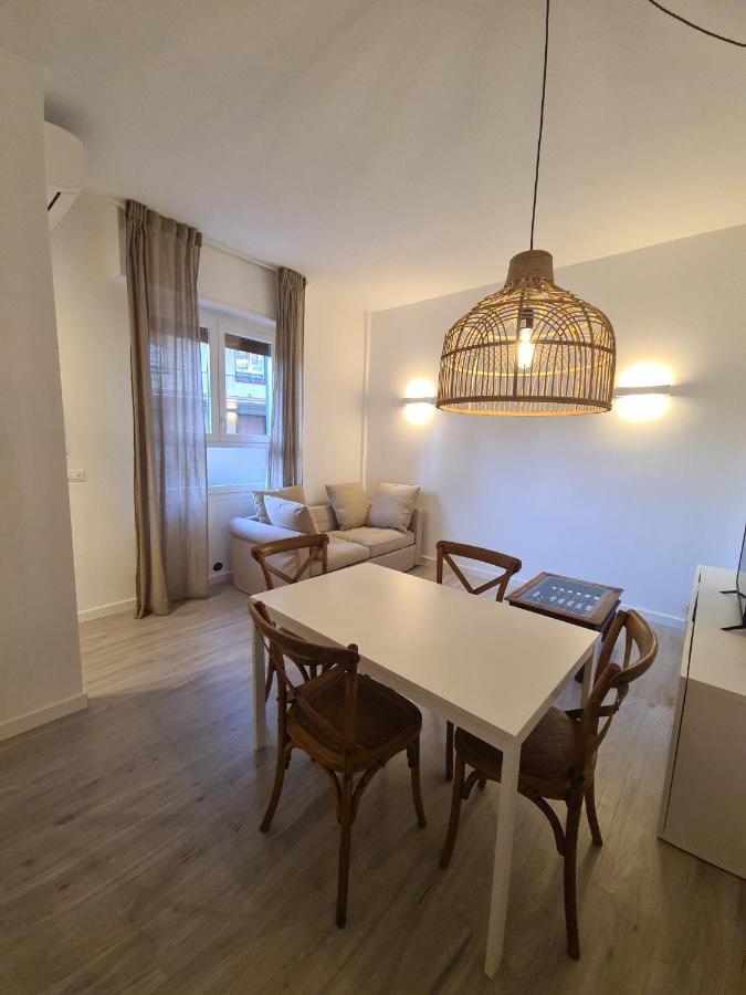 Appartamento Elegante A Rapallo By Portofinovacanze Luaran gambar